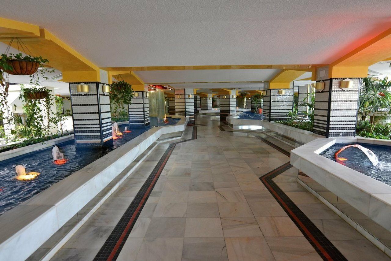 Clc Benal Beach Aparthotel Benalmádena Exterior foto